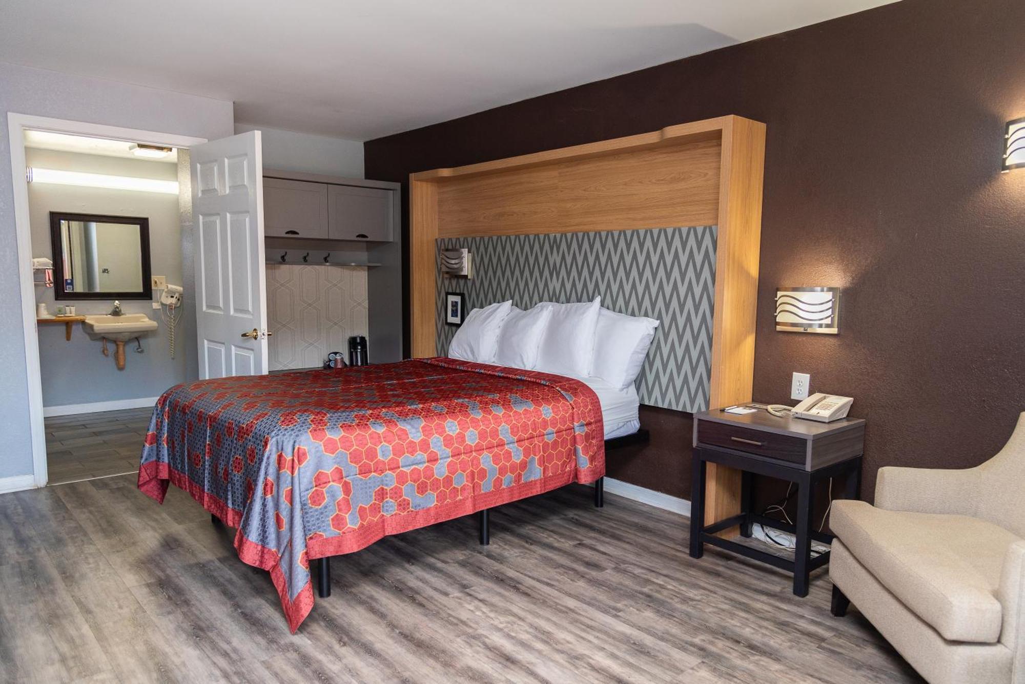 Columbus Inn And Suites Exteriér fotografie
