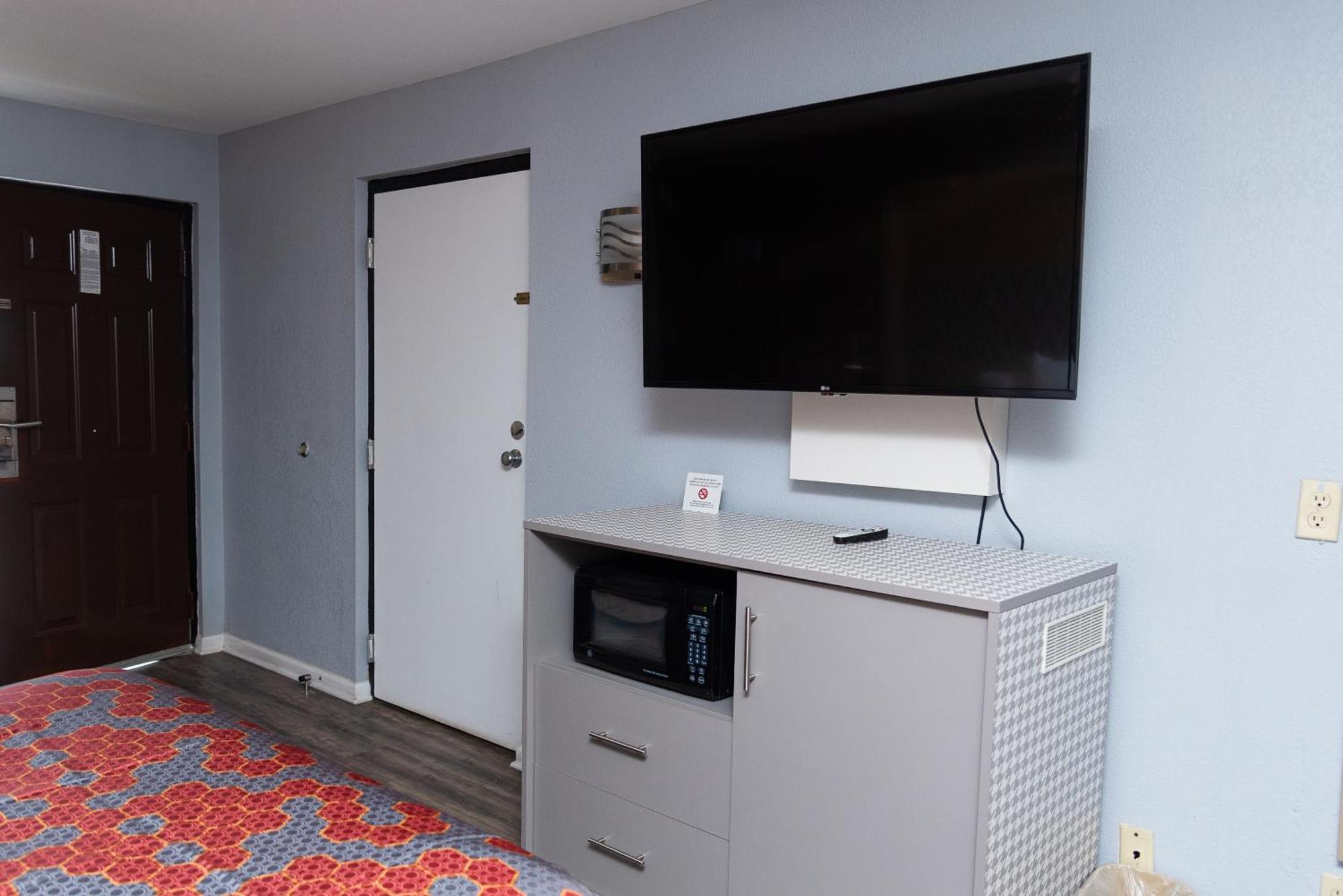 Columbus Inn And Suites Exteriér fotografie