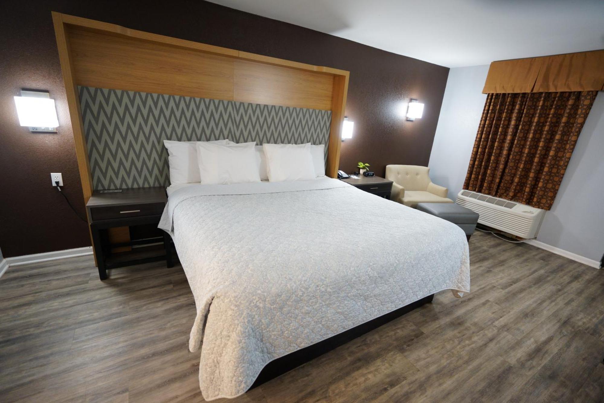 Columbus Inn And Suites Exteriér fotografie