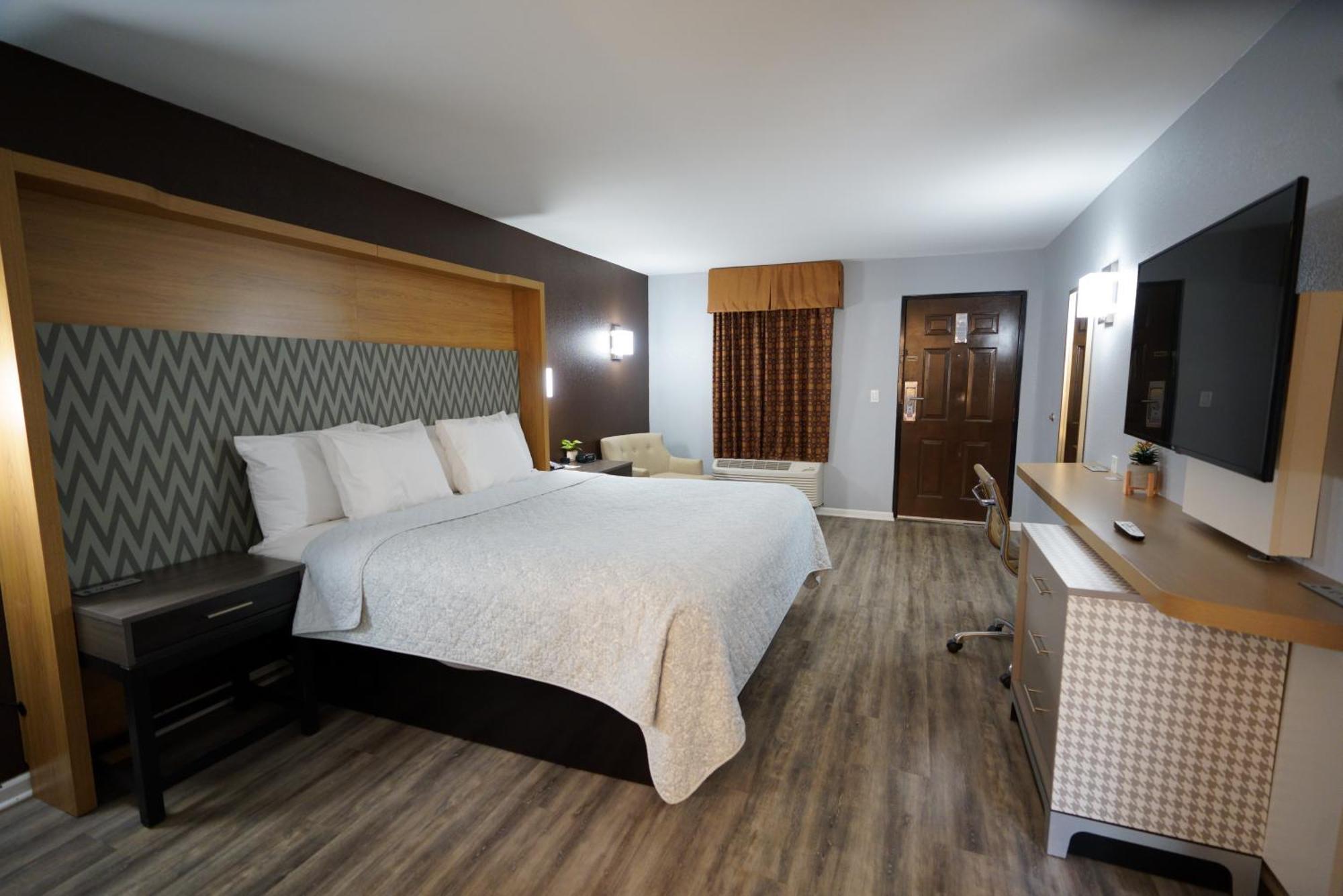 Columbus Inn And Suites Exteriér fotografie